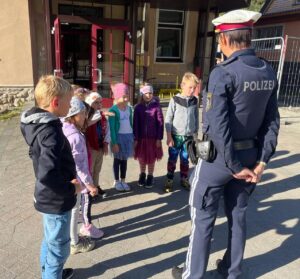 Mehr über den Artikel erfahren VS WALD – „SICHERER SCHULWEG“ UND RADFAHRPRÜFUNG – SEPTEMBER 2025